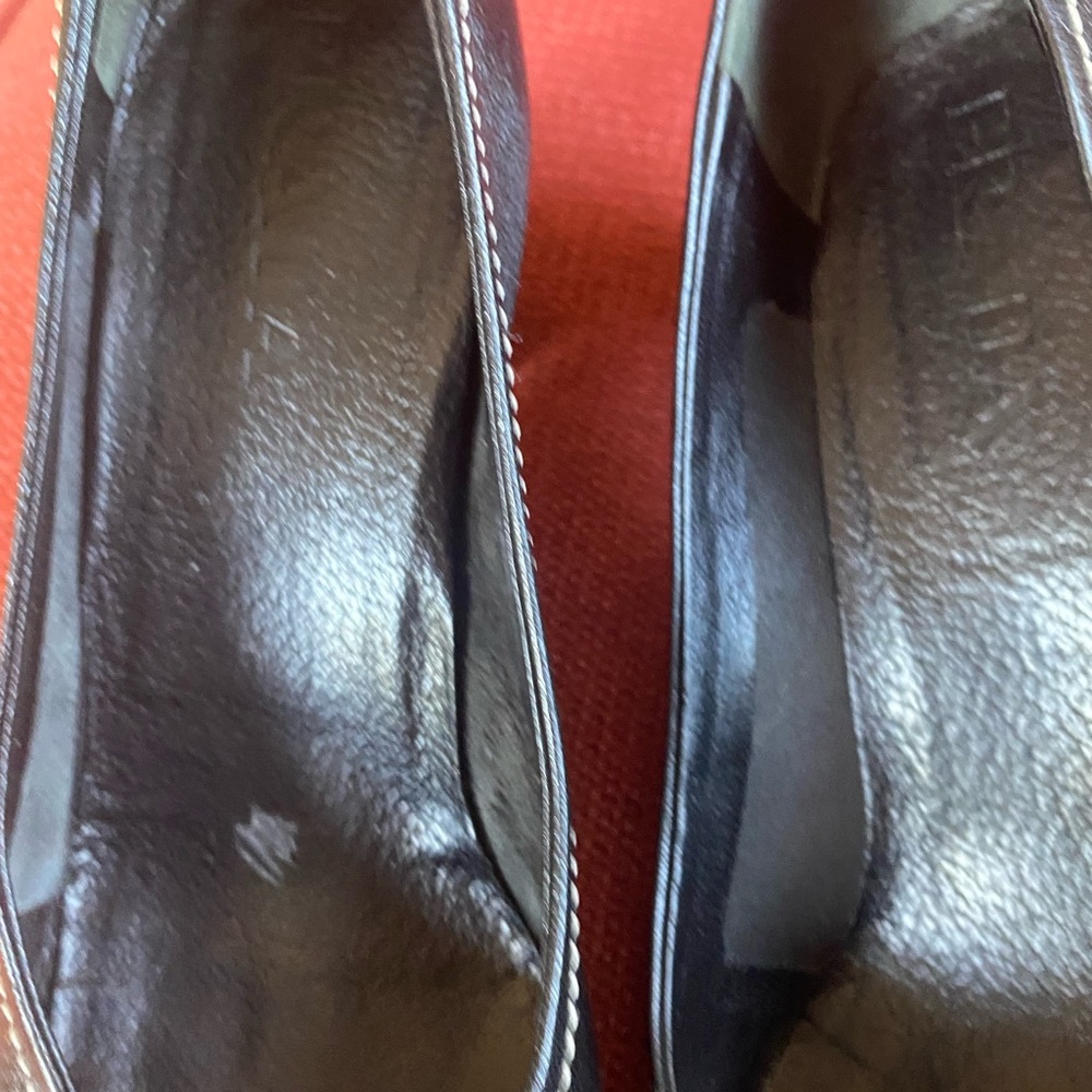 Y2K Vintage Prada Square Toe White Stitch Black Leather Block Heel Pumps - Picture 4 of 10